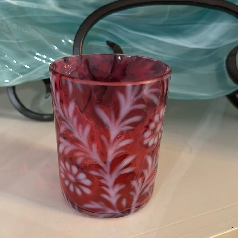 Vintage Fenton daisy and fern Tumblr